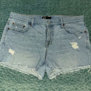 Gap cut off shorts